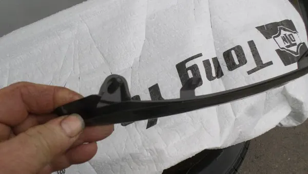 SPOILER FRAMFANGER MERCEDES W205 AMG A2058857138 image 9