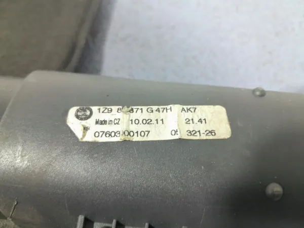 Estore de bagageira traseira Skoda Octavia II Lift Kombi OEM 1Z9867871G image 10