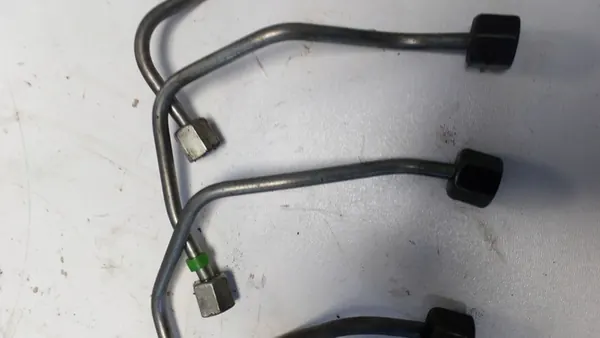 Citroen OE 1570P8 Kraftstoffleitung image 4