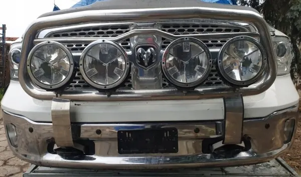 Dodge Ram IV 13r OEM Halogeen/LED Verlichtingsset - Gebruikt image 2