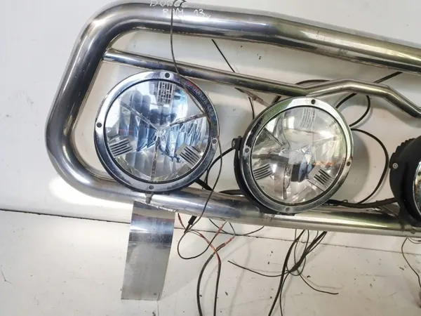 Dodge Ram IV 13r OEM Halogeen/LED Verlichtingsset - Gebruikt image 4