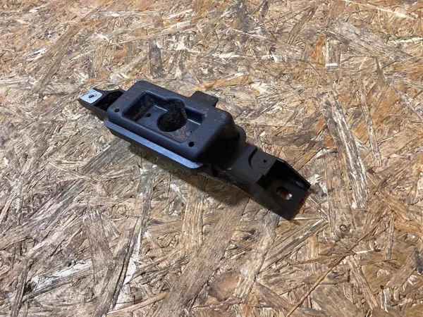Support de cric arrière Porsche Macan OEM 95B802848A9B9 image 3