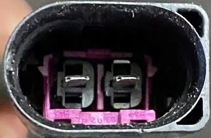 Audi A4 S4 B6 Vakuumpump OEM 8E0927313 image 3