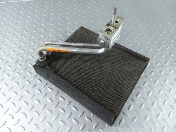 Evaporador aire acondicionado Cadillac XTS OEM 84409864 - Usado image 5