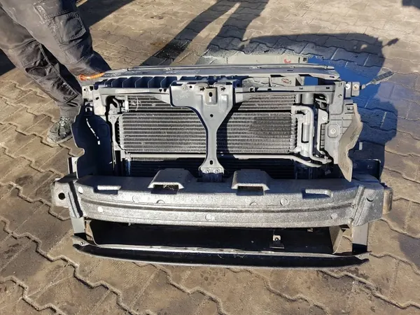 VW TIGUAN I 5N 06-10r 2.0 TDI PAS PRZEDNI CHŁODNICE WENTYLATORY AUTO-PIATEK image 2
