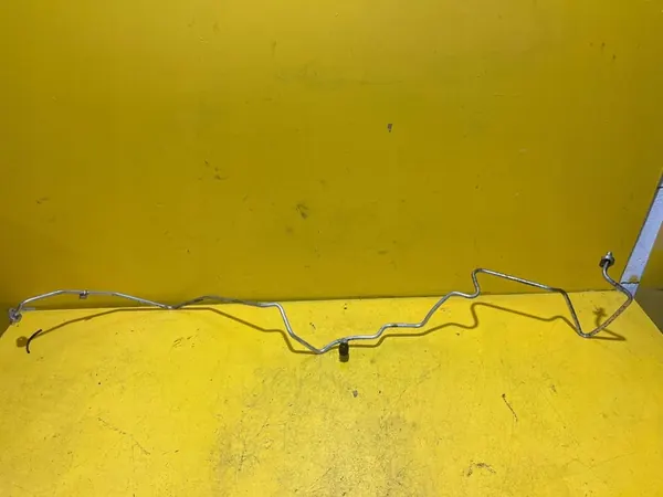 Renault Clio III A/C Hose image 1