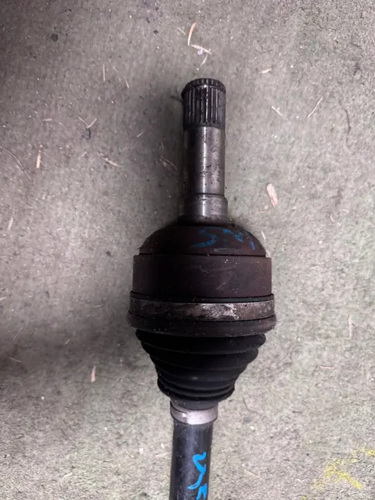 Vänster framaxel Opel Insignia A 2.0 CDTI 256006 image 2