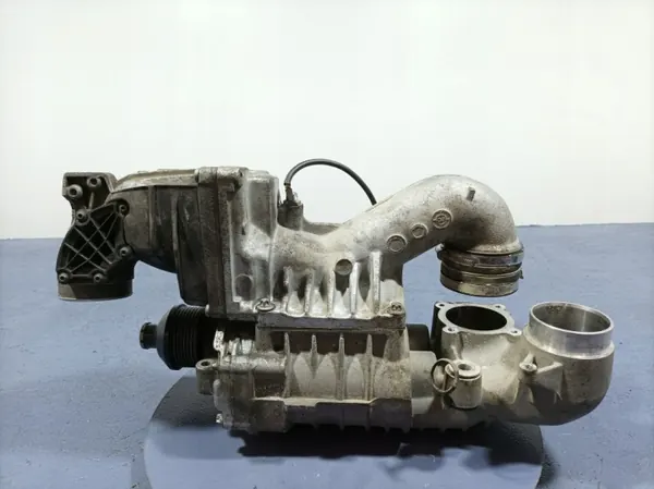 Compressor Mercedes OEM A2710902780 para C W204 image 5
