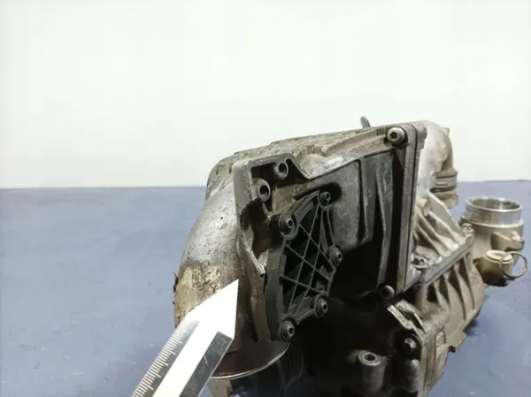 Compressor Mercedes OEM A2710902780 para C W204 image 6
