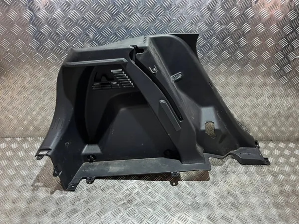 Saiote lateral esquerdo OEM PU26210 para Hyundai i20 III image 2