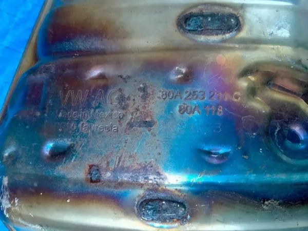 OEM 80A253350BT Audi Q5 2.0 TFSI Mitt Ljuddämpare Avgas image 3