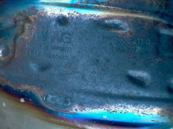OEM 80A253350BT Audi Q5 2.0 TFSI Mitt Ljuddämpare Avgas image 8