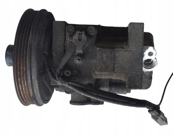 Mazda 323 AC-kompressori OEM H12A0AA4EK - Käytetty image 2