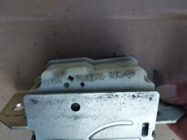 Mercedes W169 kofferbakslot OEM A1697400035 - Gebruikt image 4