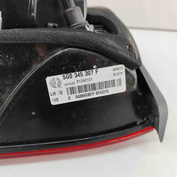 Luz de maletero izquierda VW GOLF VII VARIANT 5G0945307F image 6