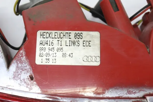 Moldura Parachoques Trasero Izquierdo Audi Q5 OEM 8R0945095 image 3