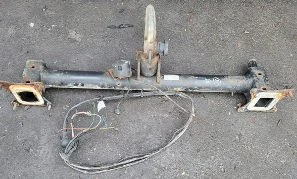 Peräkärkikoukku OEM A1643100937 Mercedes ML W164 image 7