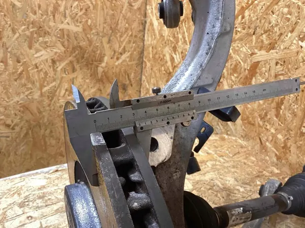 Porsche Macan Snodo Anteriore Sinistro OE 95B407253F image 9