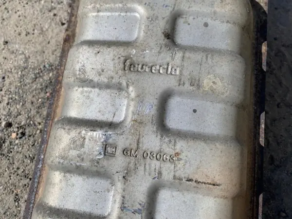 Framljuddämpare OEM GM03063 för Cadillac SRX image 3