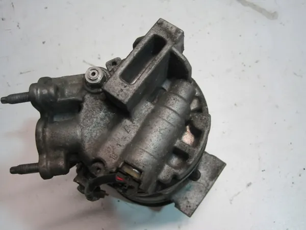 Volvo OE P31449067 Ilmastointikompressori image 2