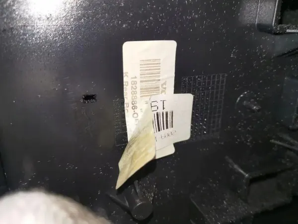 Keskikäytävän käsinoja OEM 1158258 Volvo S80 II:lle image 3