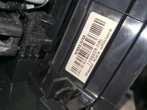 Keskikäytävän käsinoja OEM 1158258 Volvo S80 II:lle image 5