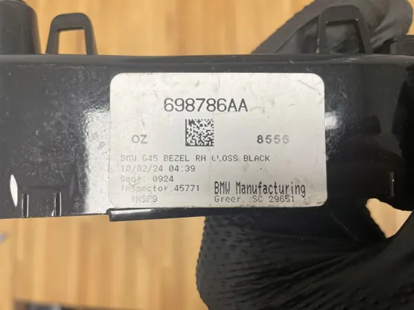 Cache Miroir Côté Droit OEM pour BMW X3 G45 2025 image 4