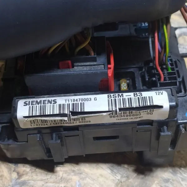 Module BSM Peugeot OEM T118470003G - Occasion image 8