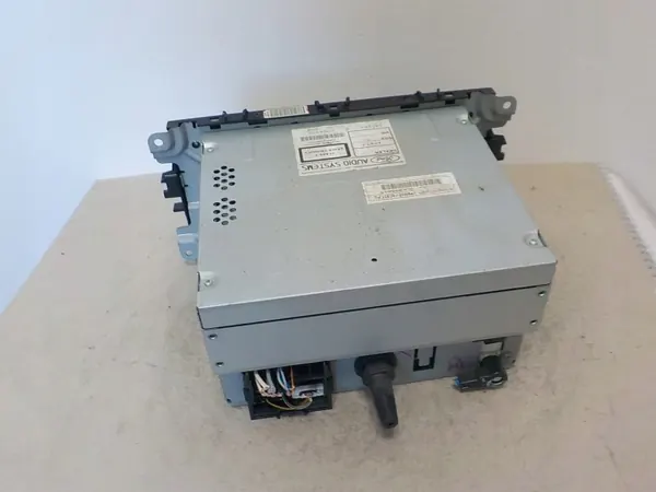 Ford OEM 7M5T-18C939-FA Autoradio CD MP3 Code image 3