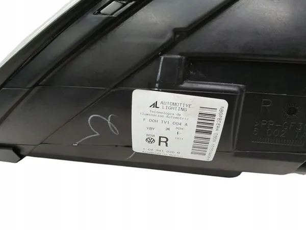 Oikea Ajovalo VW New Beetle image 4