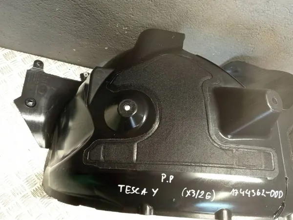 Tesla OEM 1744362-00D Rechte Vorderkotflügel image 5