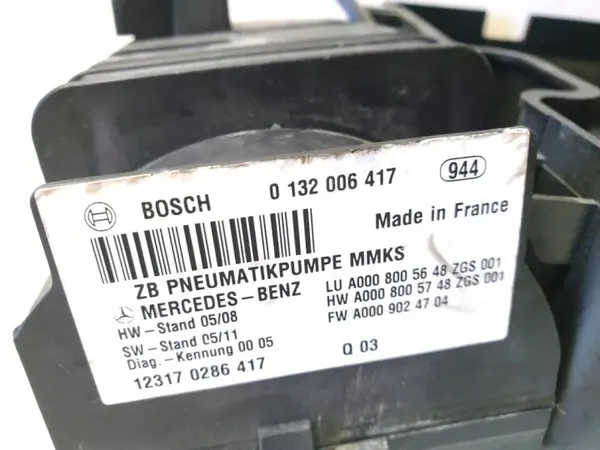 Mercedes-Benz Luftfeder-Kompressor OEM 0132006417 image 4