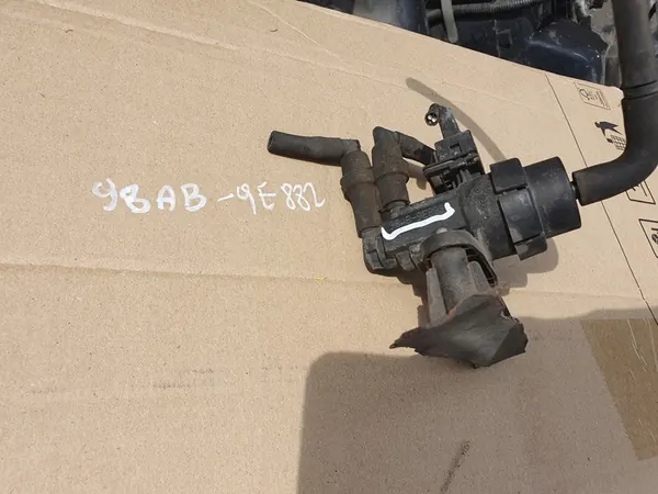 Ilmastointikompressori FORD FOCUS MK1 YS4H-19D629-AA image 6