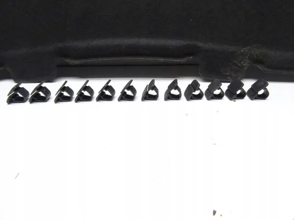 Motorhaubenisolierung + Clips SKODA SUPERB II LIFT 3T0863831A image 4