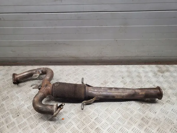 Chrysler Pacifica Pakoputken pidike OEM ATV81309 image 5