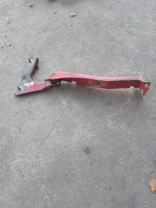 AUDI A5 8T Höger Framskärm Stöd 8T0821136A image 6