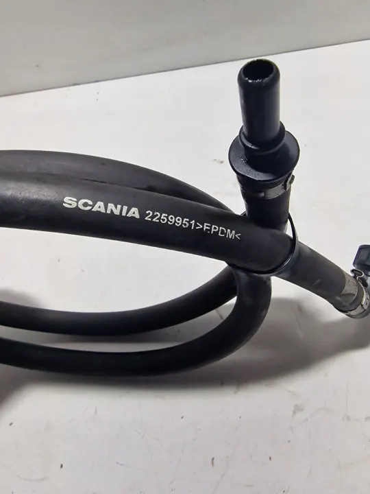 Tuyau Pompe Chauffage AdBlue Scania OEM 2259951 image 4