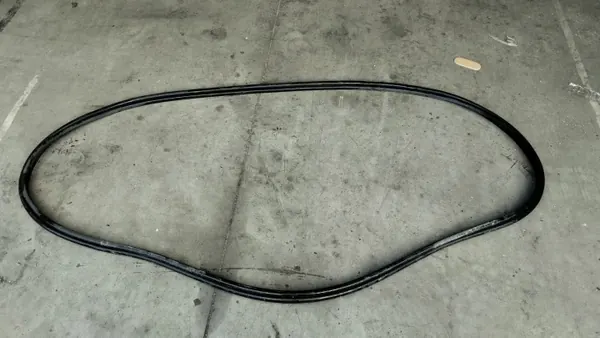 Mercedes GLC W253 baklucktätning OEM A2537402701 image 2