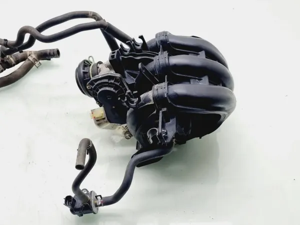 Colector de Admisión OEM 171200Q040 para Toyota Aygo 2016 image 3
