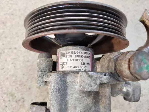 Bomba de direção assistida Mercedes SL R230 3.7 V6 OM112 OEM image 2