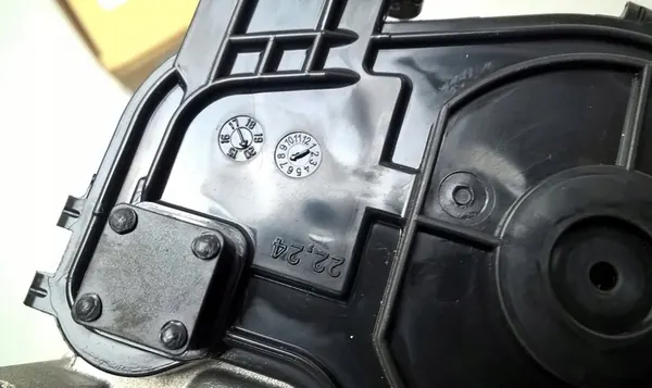 KIA CEED III XCEED 2018- Frontscheibenwischermotor OE 98100-J7000 image 6