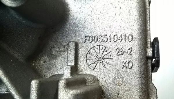 KIA CEED III XCEED 2018- Frontscheibenwischermotor OE 98100-J7000 image 7