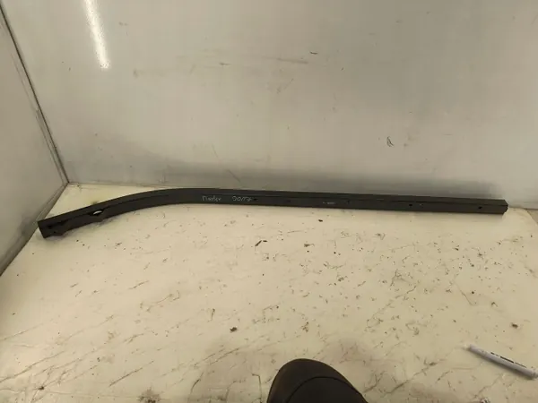Renault Master III schuifdeurrail links 7459100004R image 2