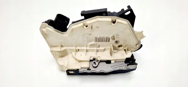 Bakdörrslås höger sida Volkswagen PASSAT CC 5N0839016G image 2