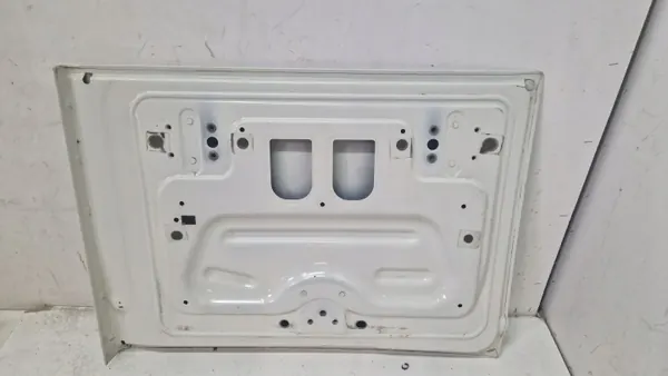 Puerta de maletero cabina Volvo FH4 OEM 883816334 image 3