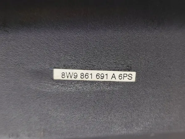 Audi OE 8W9861691A Tavaratilan verkkovaippa Käytetty image 5