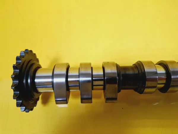 Árbol de levas admisión OEM DRC97390 para Audi A6 C5 2.6 V6 image 3