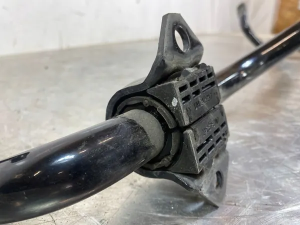 Stabilisateur arrière Kia Sorento IV OEM FOB46370 image 3