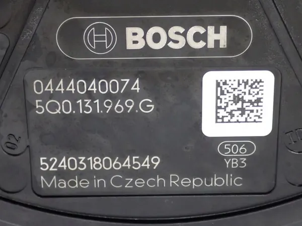 Begagnad AdBlue-tank OEM 3Q0941329 för VW Golf VIII image 9