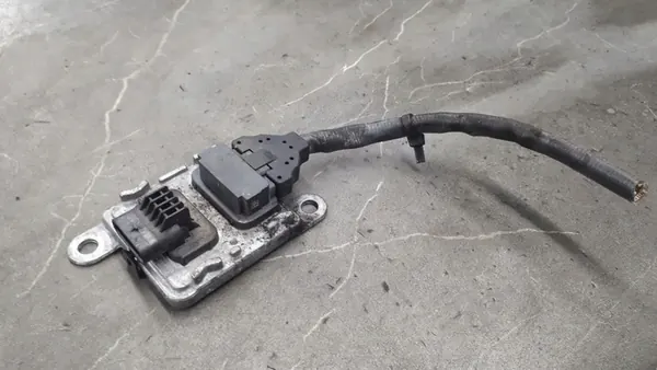 NOx-sensor Mercedes A0009054114 image 3